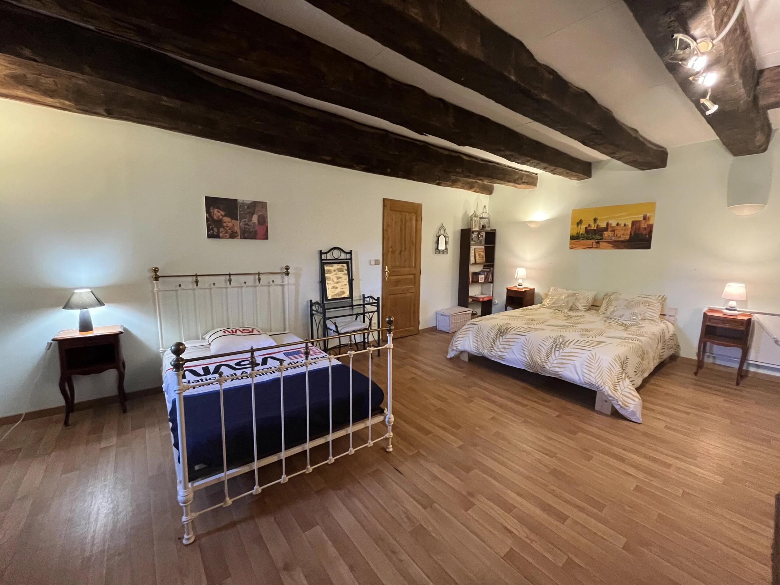 Charming Farmhouse with Stunning Views & Huge Barn, Aquitaine – France – BVI85823