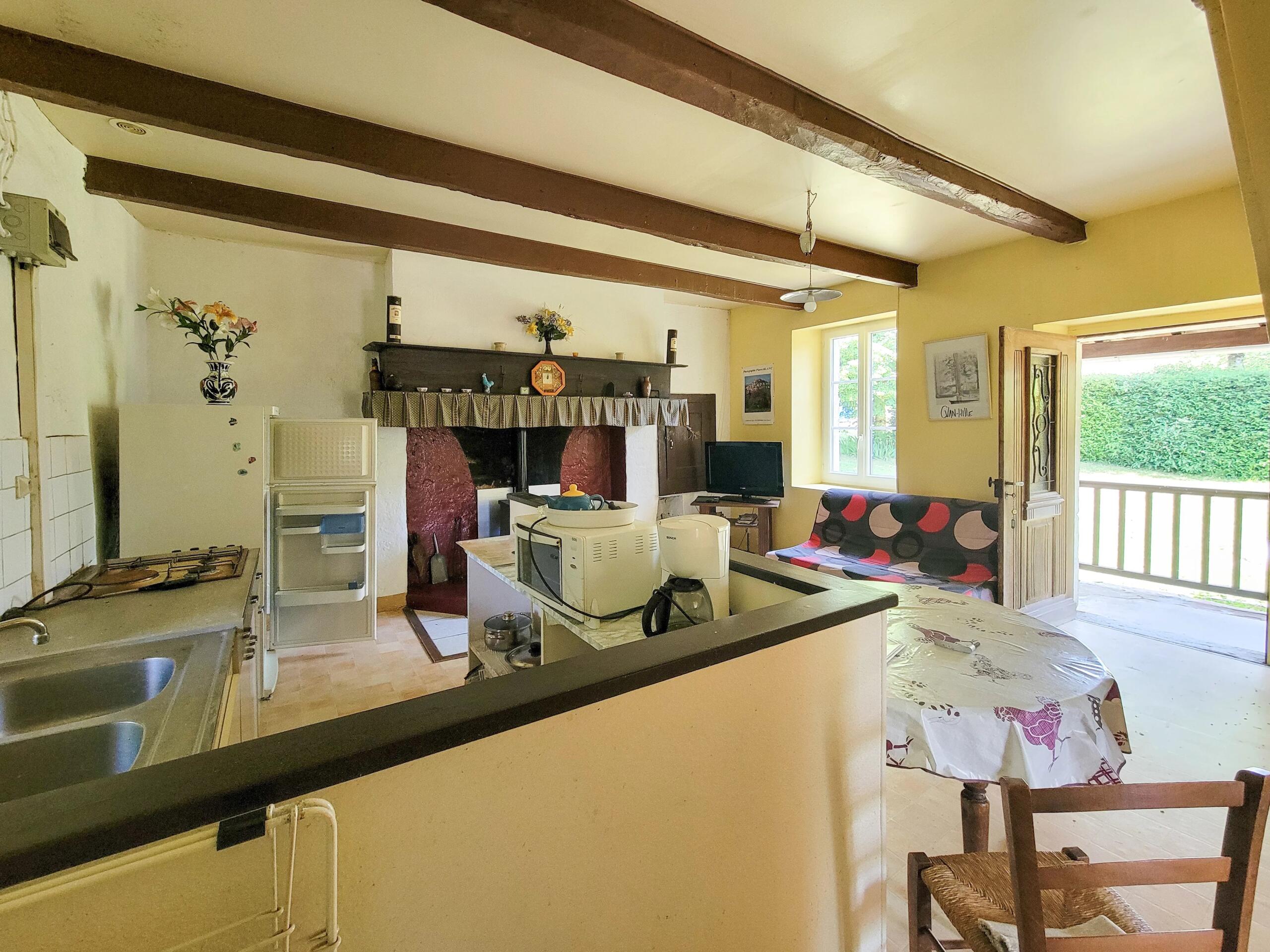 Charming Country Property with Barn, Land and Development Potential – Aveyron, Midi-Pyrénées – France – BVI85670