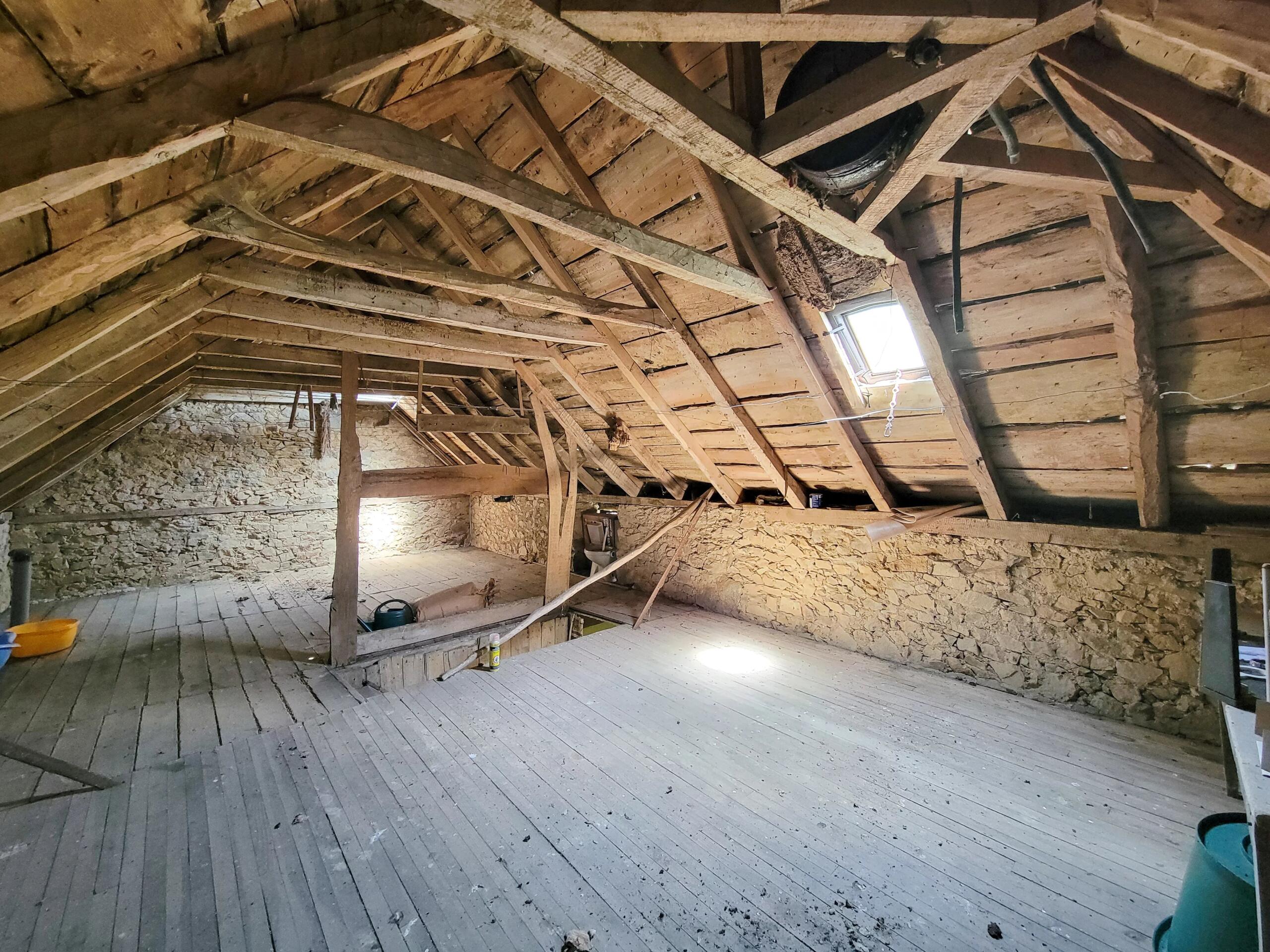 Charming Country Property with Barn, Land and Development Potential – Aveyron, Midi-Pyrénées – France – BVI85670