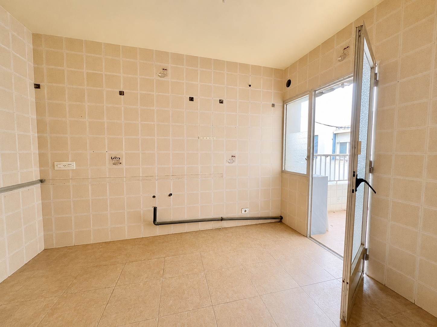 18 bedroom Unique Building in Roquetas De Mar, Almeria, Spain – 428-05464E