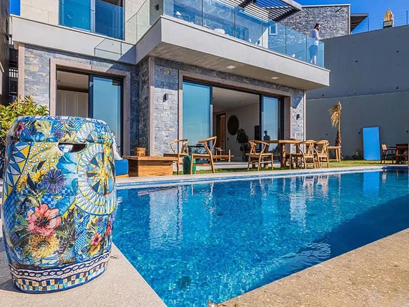 Modern Semi-Detached and Detached Villas in desirable Gumusluk – TC1996
