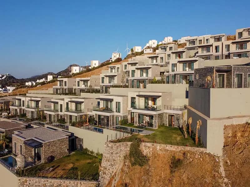 Modern Semi-Detached and Detached Villas in desirable Gumusluk – TC1996
