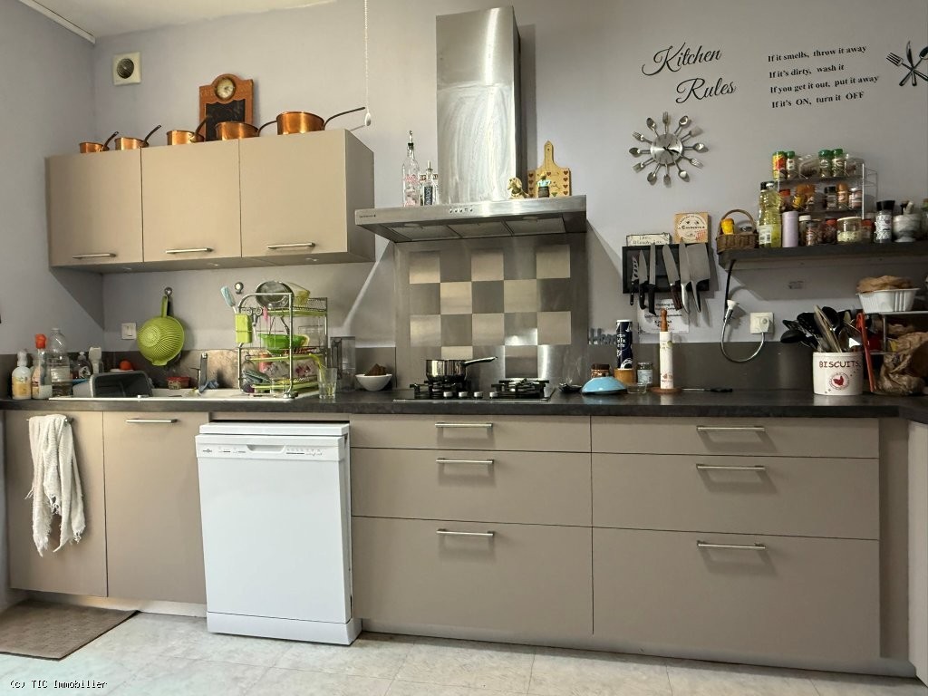 5 bedroom House in Aigre, France – r7481