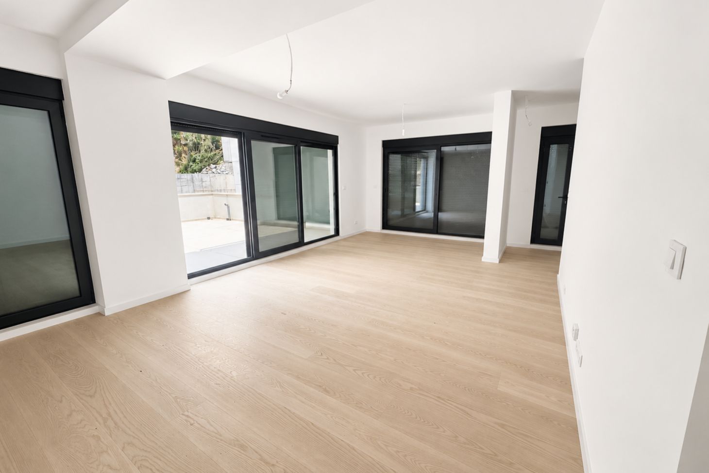 3 bedroom Apartments in Budva, Budva Municipality, Montenegro – MREYU-05