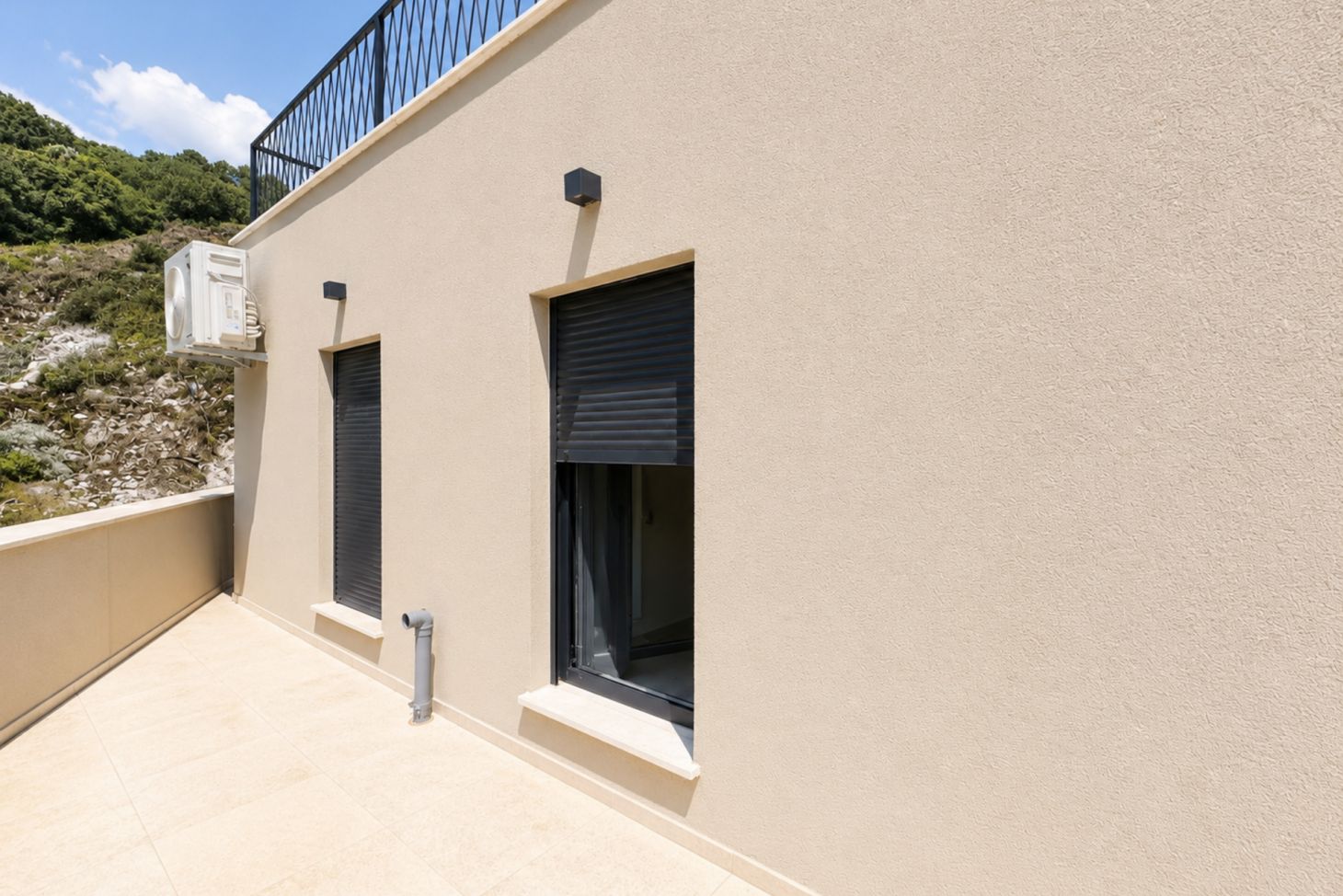 3 bedroom Apartments in Budva, Budva Municipality, Montenegro – MREYU-05