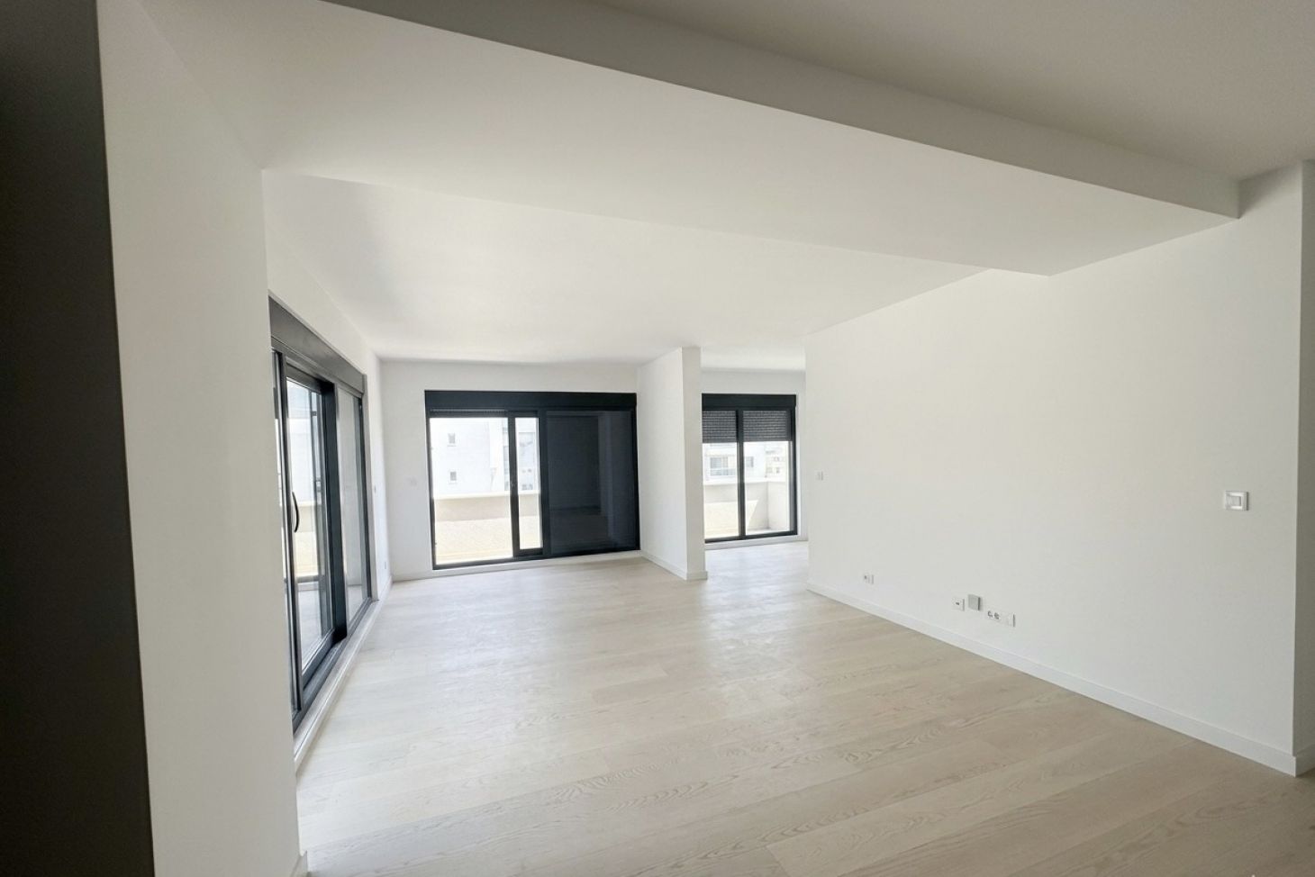 3 bedroom Apartments in Budva, Budva Municipality, Montenegro – MREYU-05