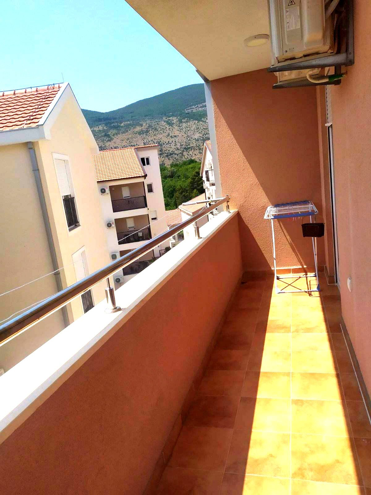 2 bedroom Apartments in Igalo, Herceg Novi Municipality, Montenegro – MRETT-13