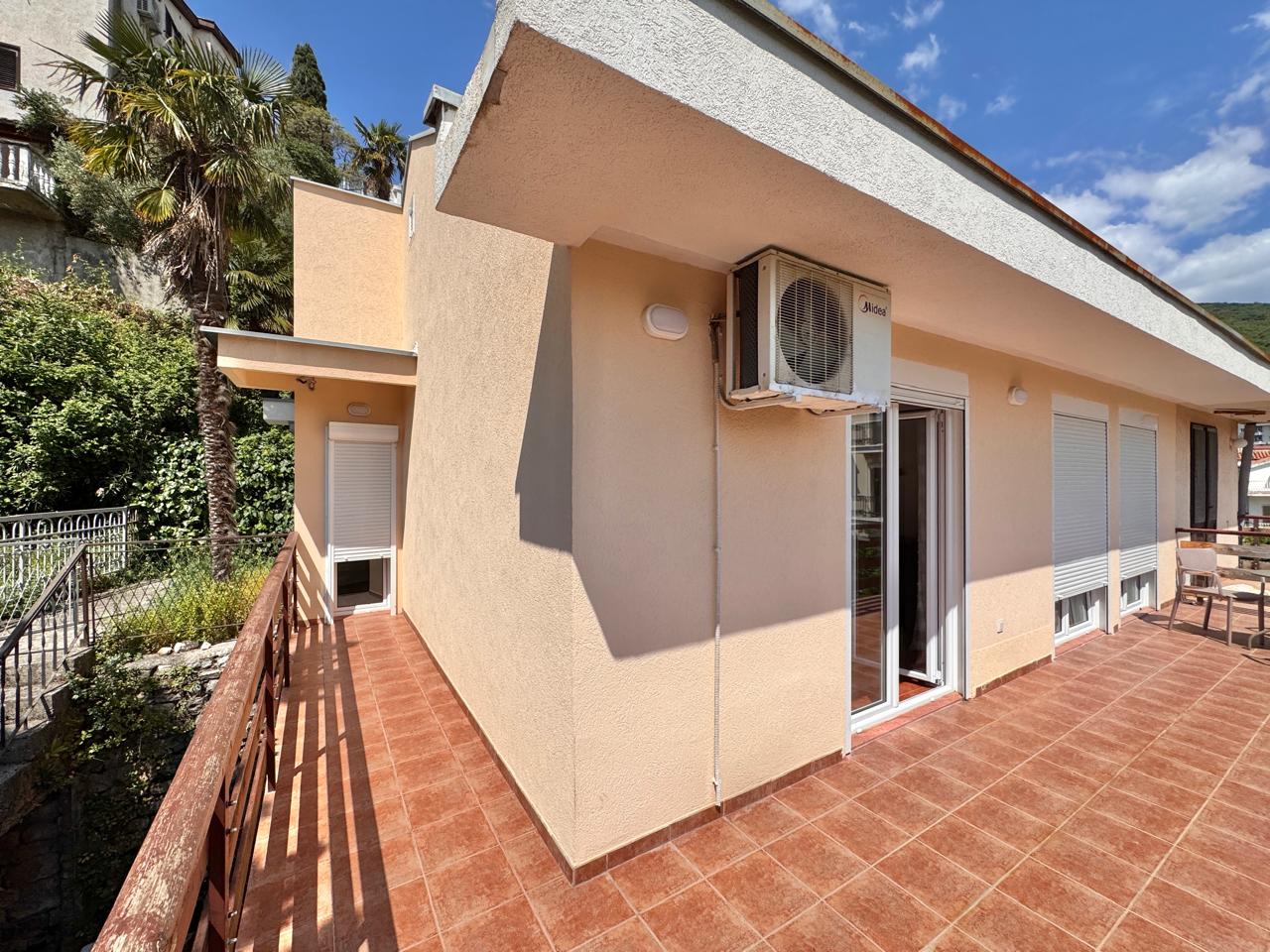 2 bedroom Apartments in Budva, Budva Municipality, Montenegro – MRETT-12