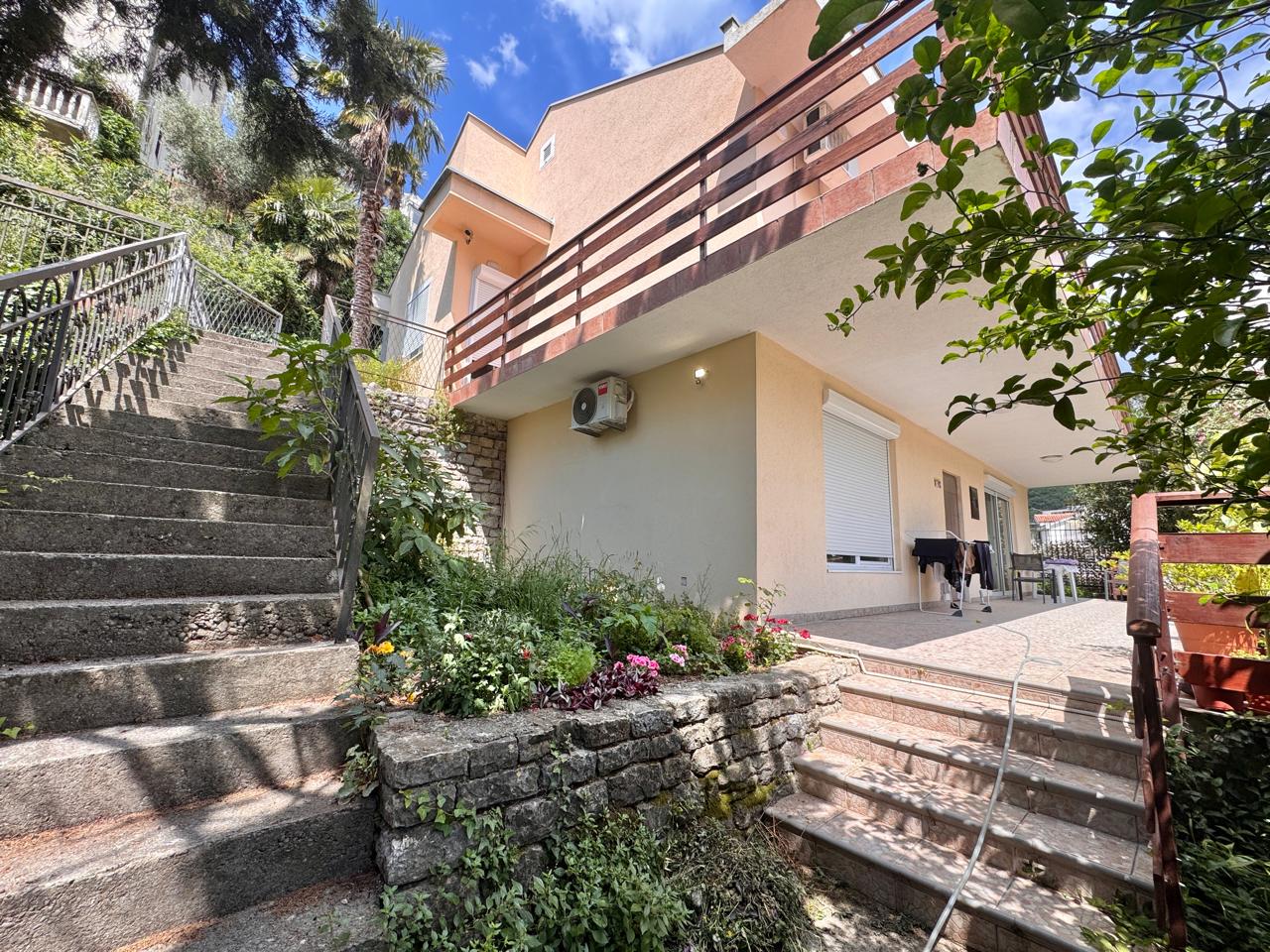 2 bedroom Apartments in Budva, Budva Municipality, Montenegro – MRETT-12