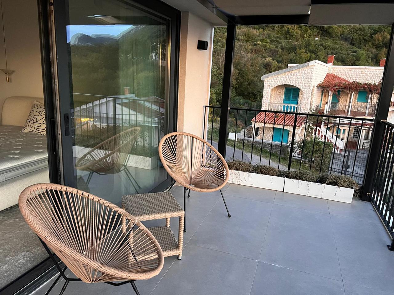 3 bedroom Villas in Przno, Budva Municipality, Montenegro – MRETT-5
