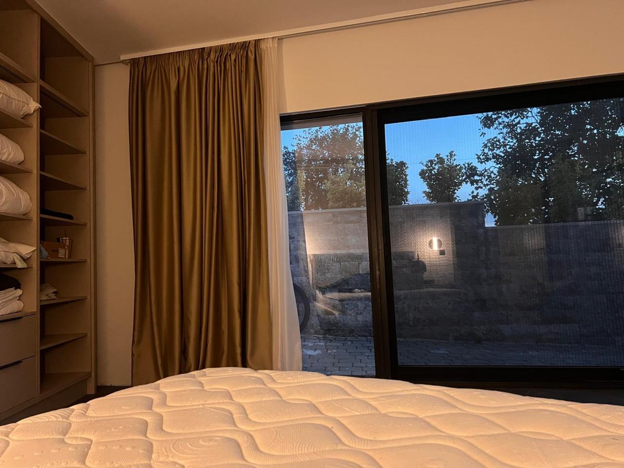 3 bedroom Villas in Przno, Budva Municipality, Montenegro – MRETT-5