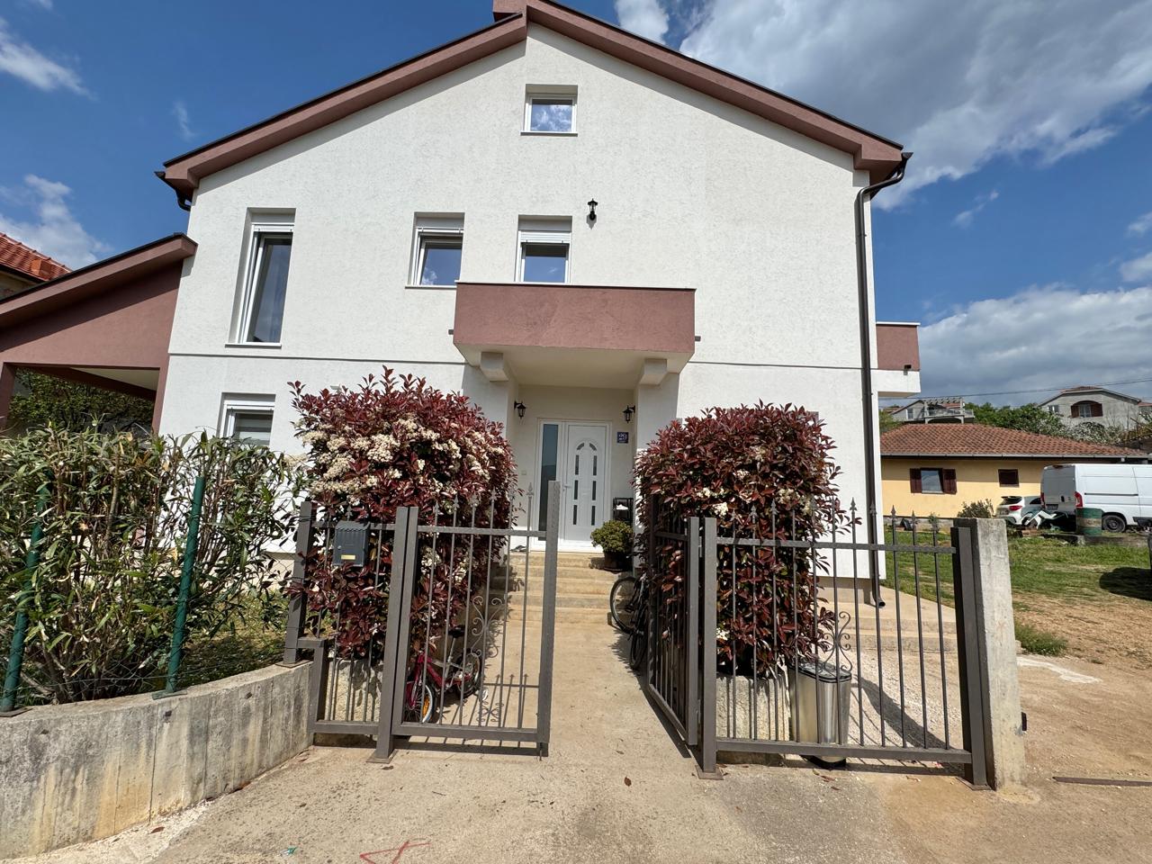 4 bedroom Houses in Podi, Herceg Novi Municipality, Montenegro – MRETT-11