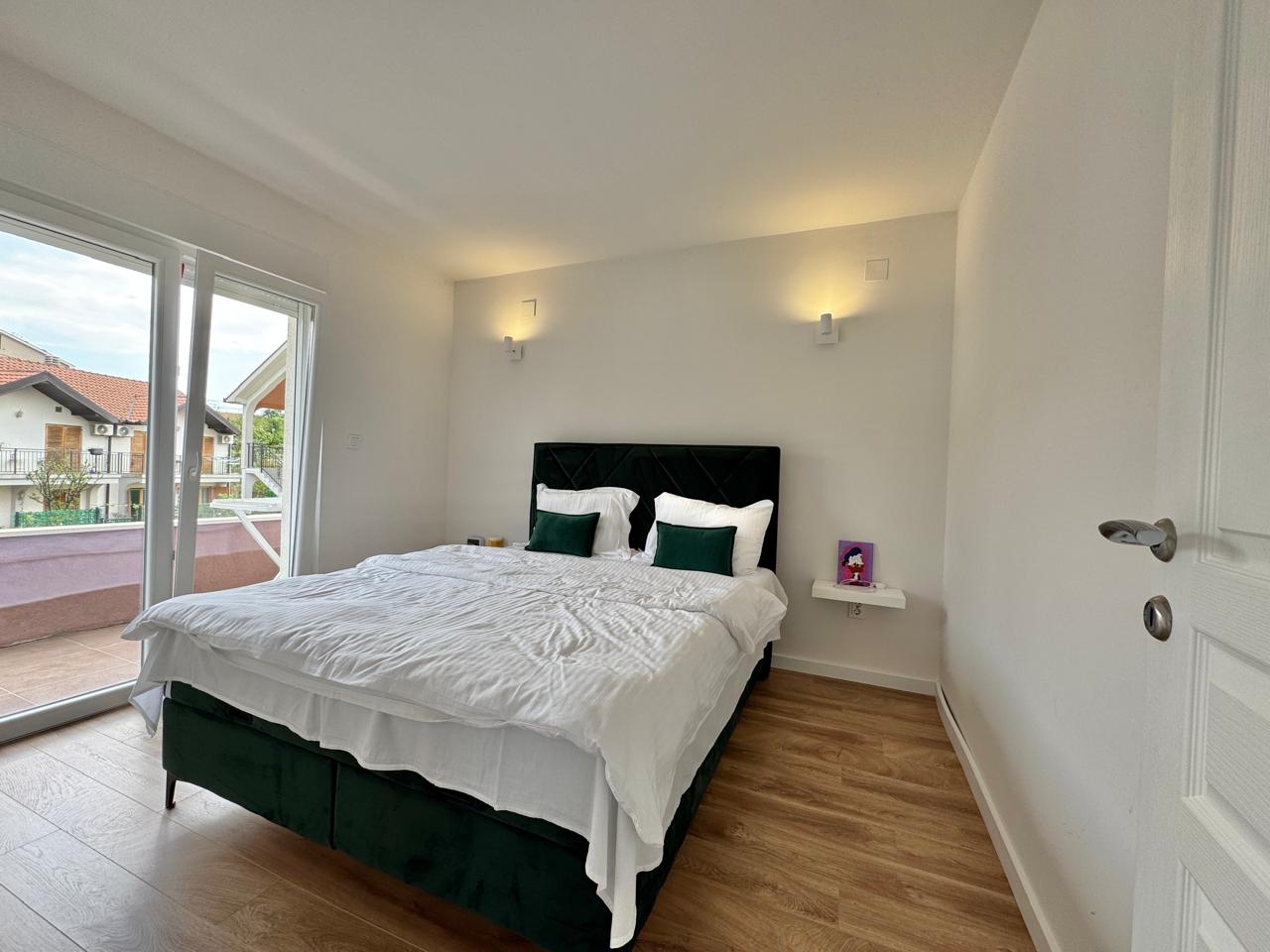 4 bedroom Houses in Podi, Herceg Novi Municipality, Montenegro – MRETT-11