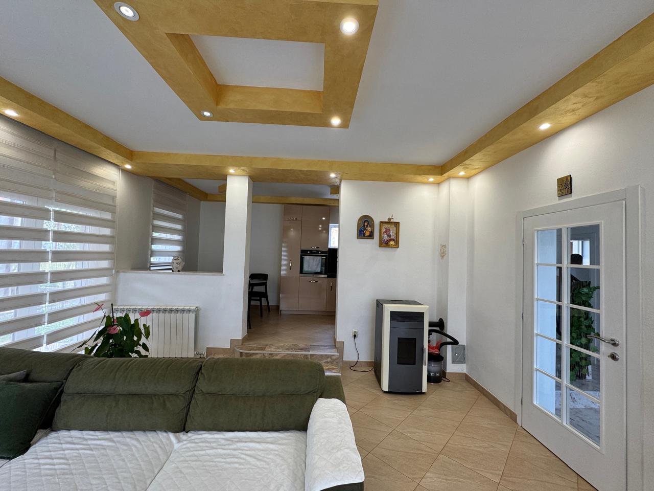 4 bedroom Houses in Podi, Herceg Novi Municipality, Montenegro – MRETT-11