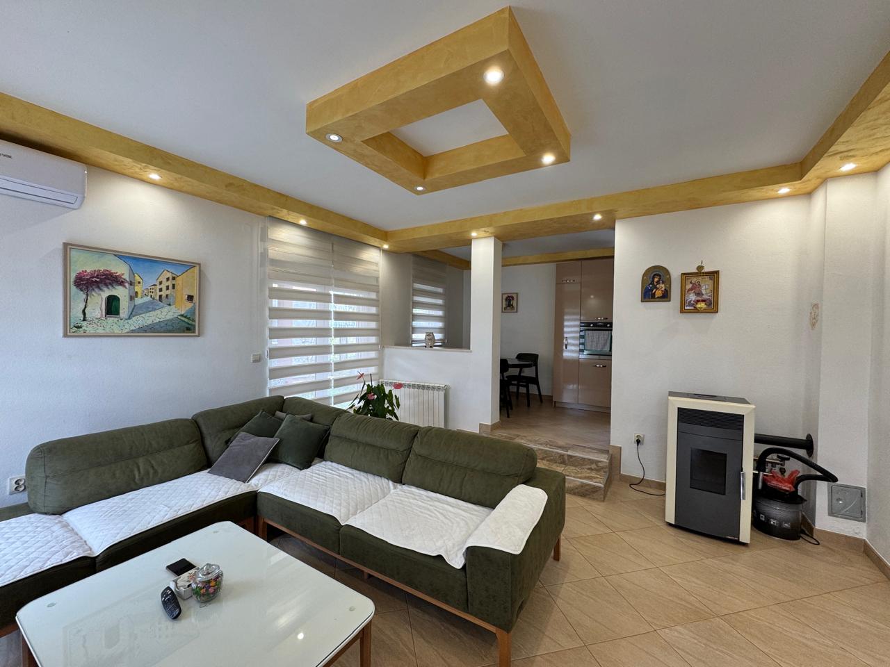 4 bedroom Houses in Podi, Herceg Novi Municipality, Montenegro – MRETT-11