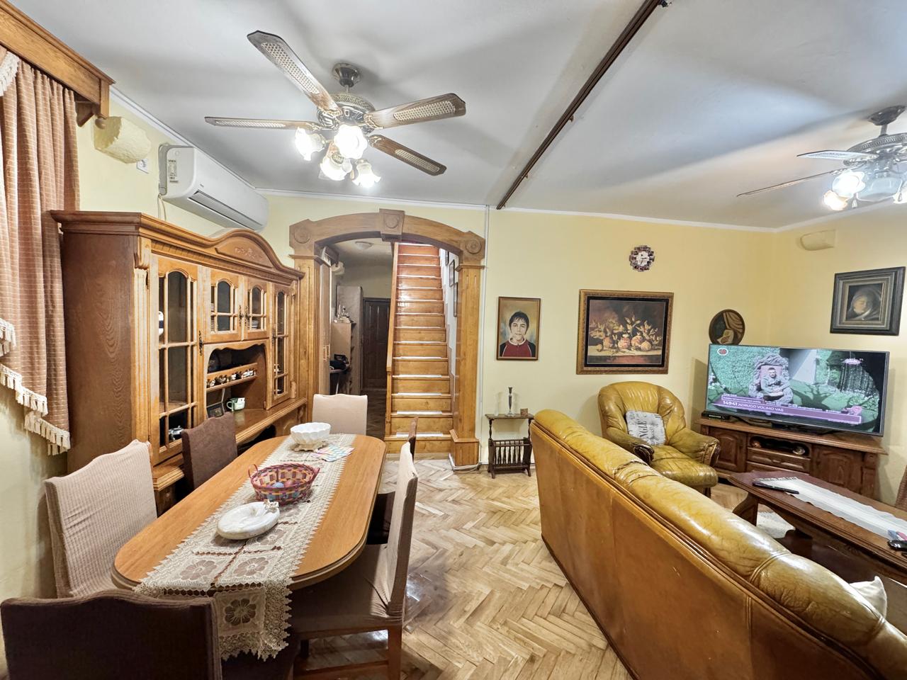 2 bedroom Apartments in Kotor, Kotor Municipality, Montenegro – MRETT-2