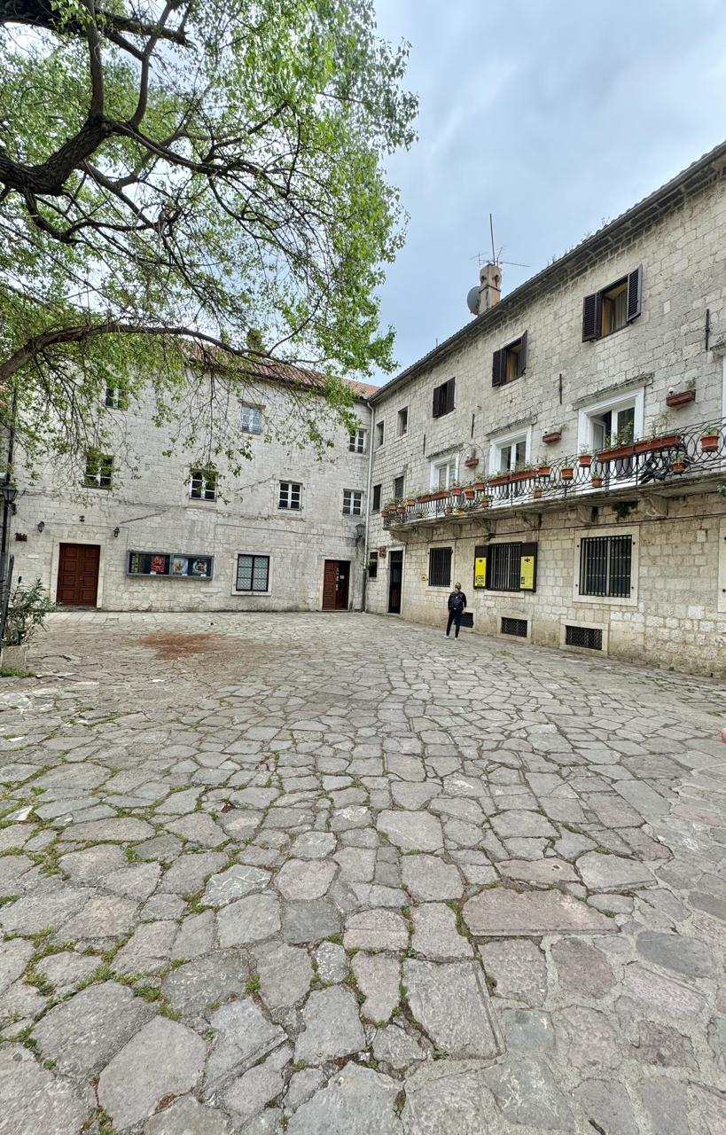2 bedroom Apartments in Kotor, Kotor Municipality, Montenegro – MRETT-2