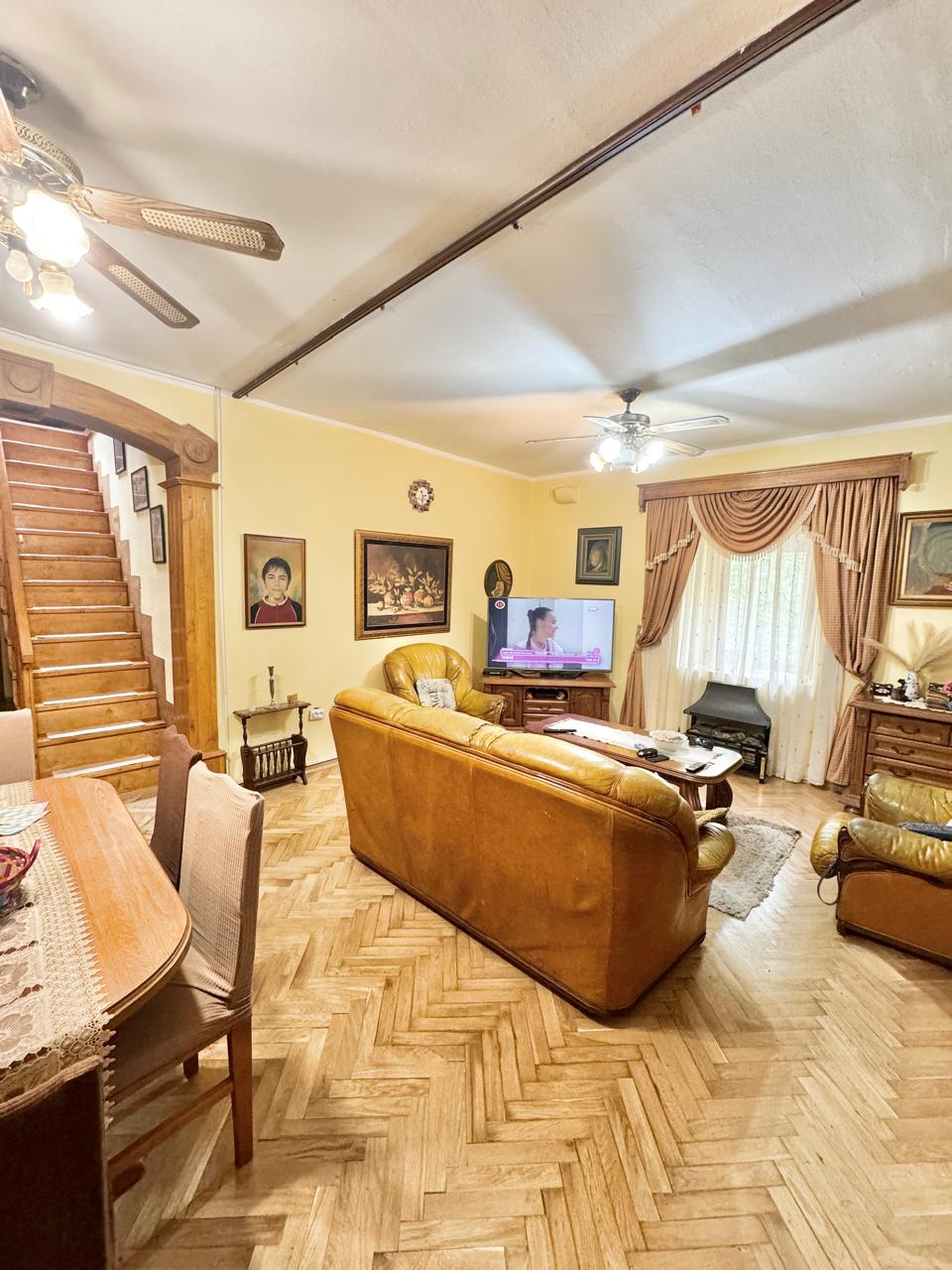 2 bedroom Apartments in Kotor, Kotor Municipality, Montenegro – MRETT-2