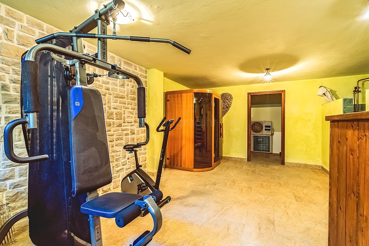 3 bedroom villa in Dobrinj, Croatia – 103687