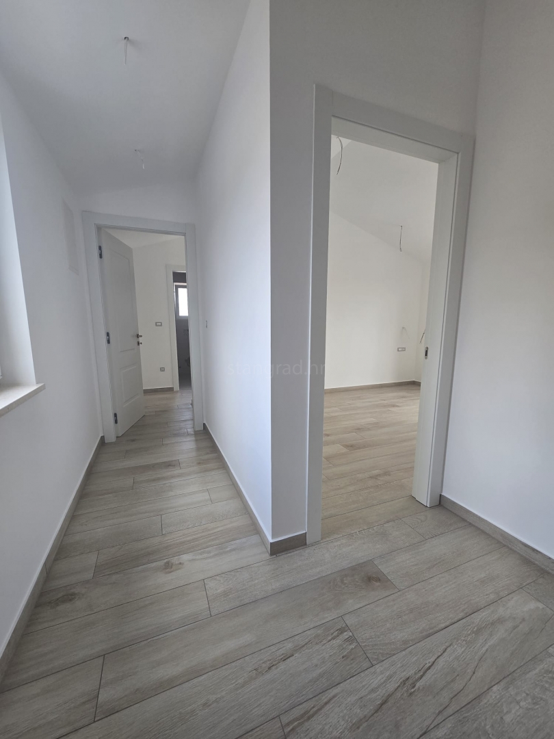 4 bedroom villa in Malinska-Dubašnica, Croatia – 103685