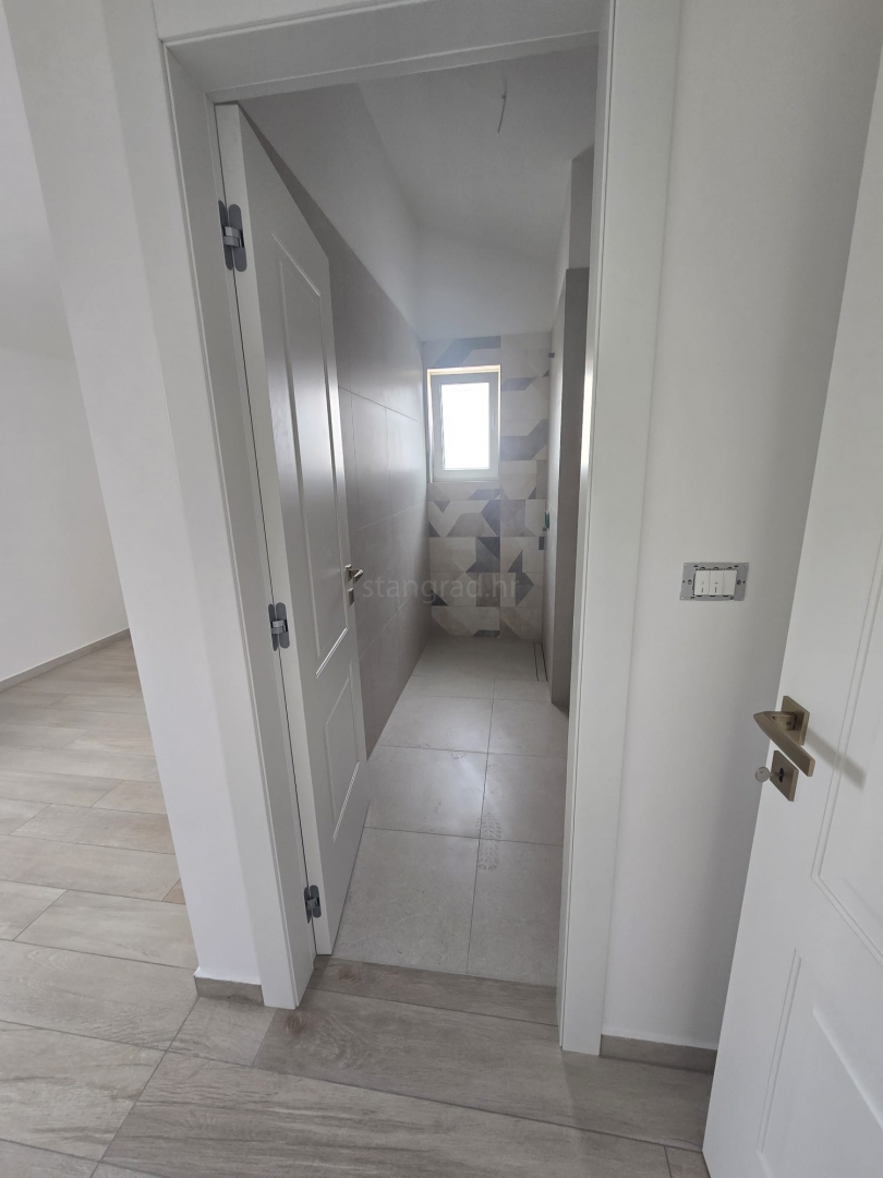 4 bedroom villa in Malinska-Dubašnica, Croatia – 103685