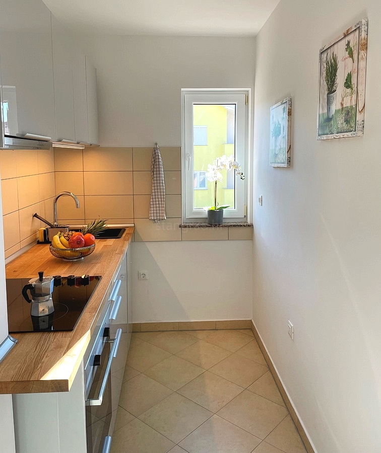 2 bedroom apartment in Dobrinj, Croatia – 103684