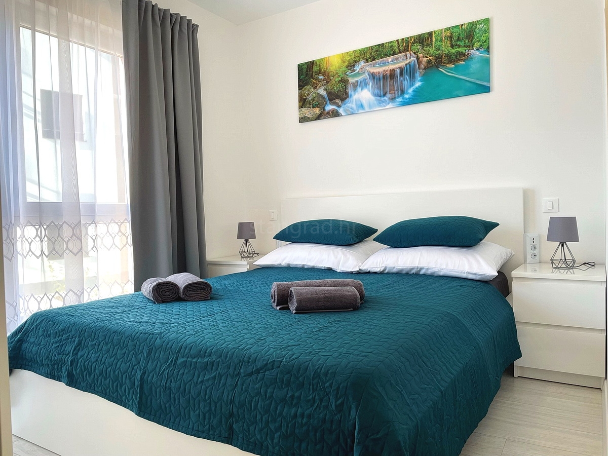 2 bedroom apartment in Dobrinj, Croatia – 103684