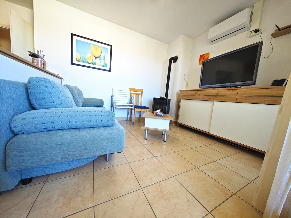 2 bedroom apartment in Malinska-Dubašnica, Croatia – 103681