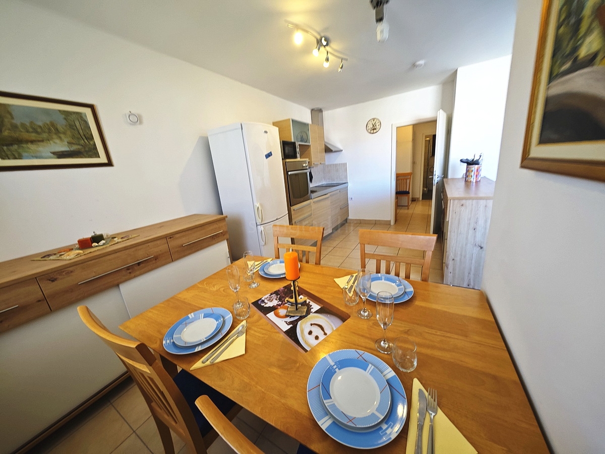 2 bedroom apartment in Malinska-Dubašnica, Croatia – 103681