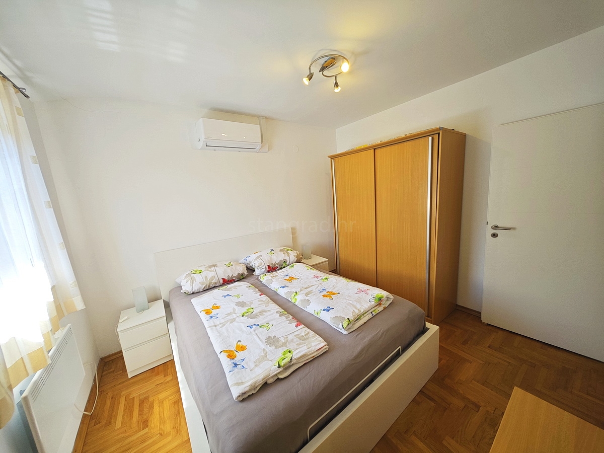 2 bedroom apartment in Malinska-Dubašnica, Croatia – 103681