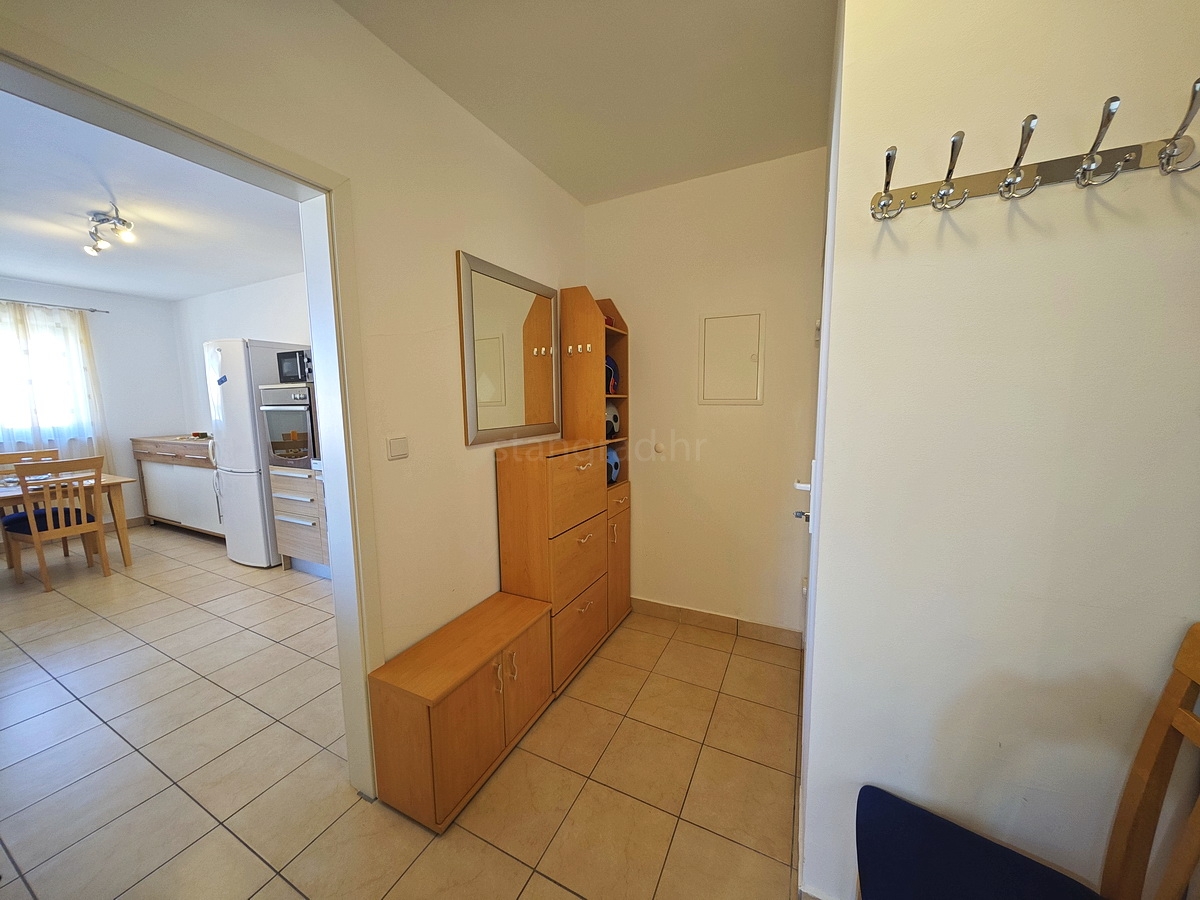 2 bedroom apartment in Malinska-Dubašnica, Croatia – 103681
