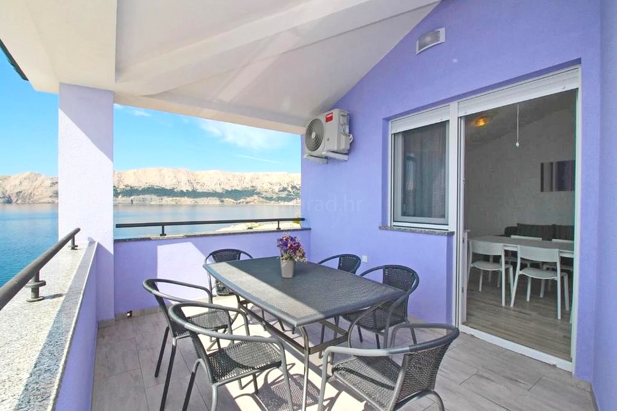 5 bedroom villa in Baška, Croatia – 103678