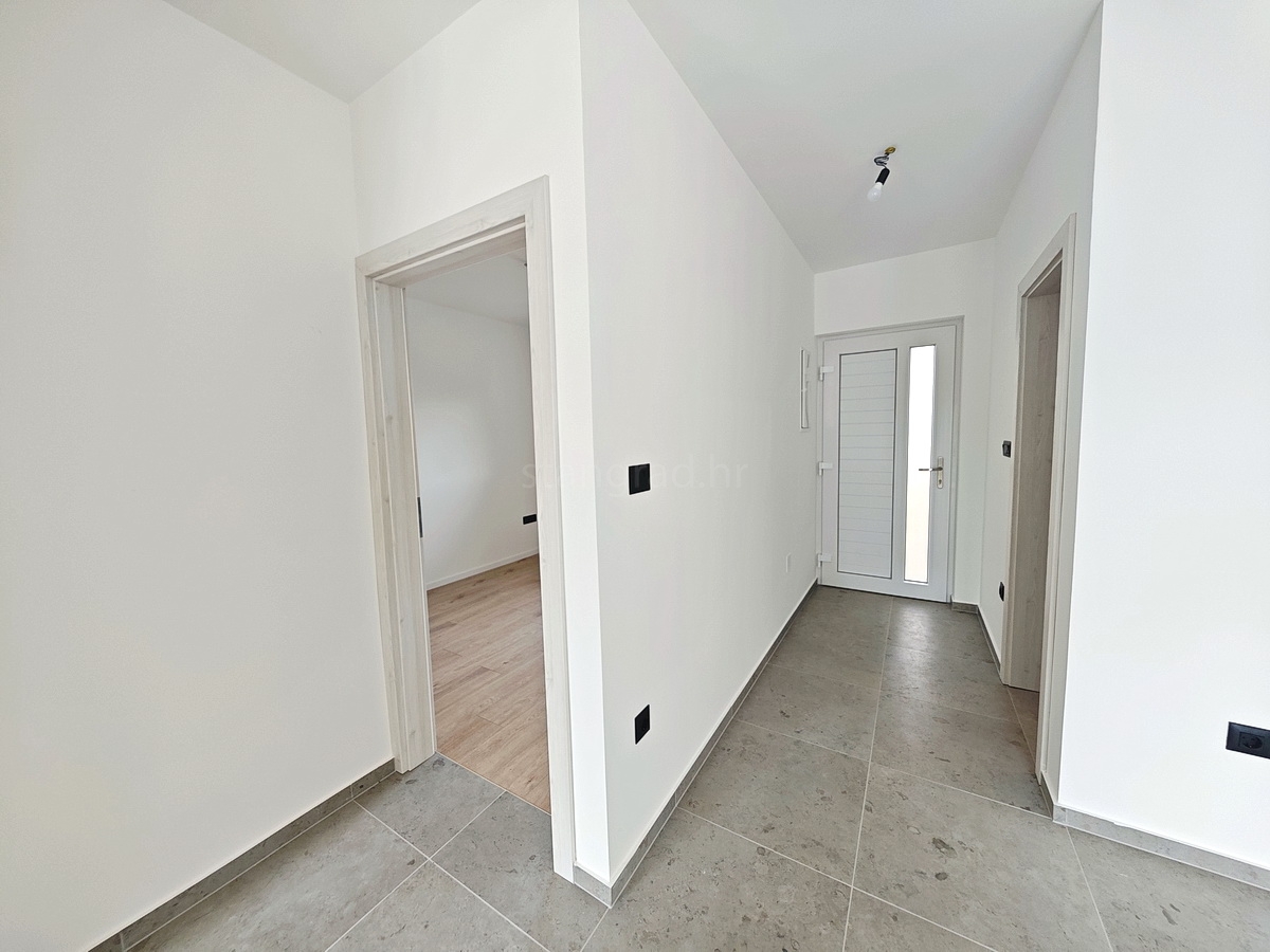 2 bedroom apartment in Dobrinj, Croatia – 103672