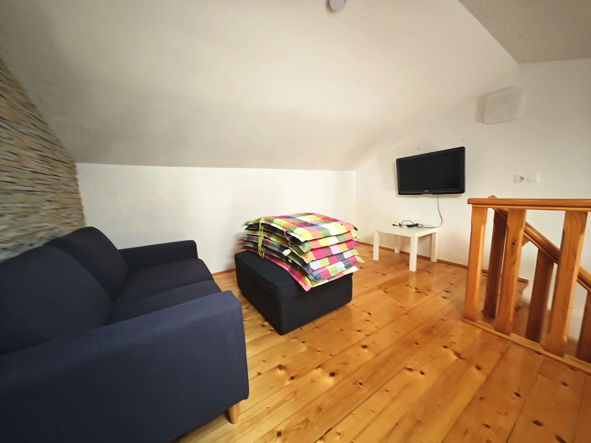 2 bedroom apartment in Dobrinj, Croatia – 103661
