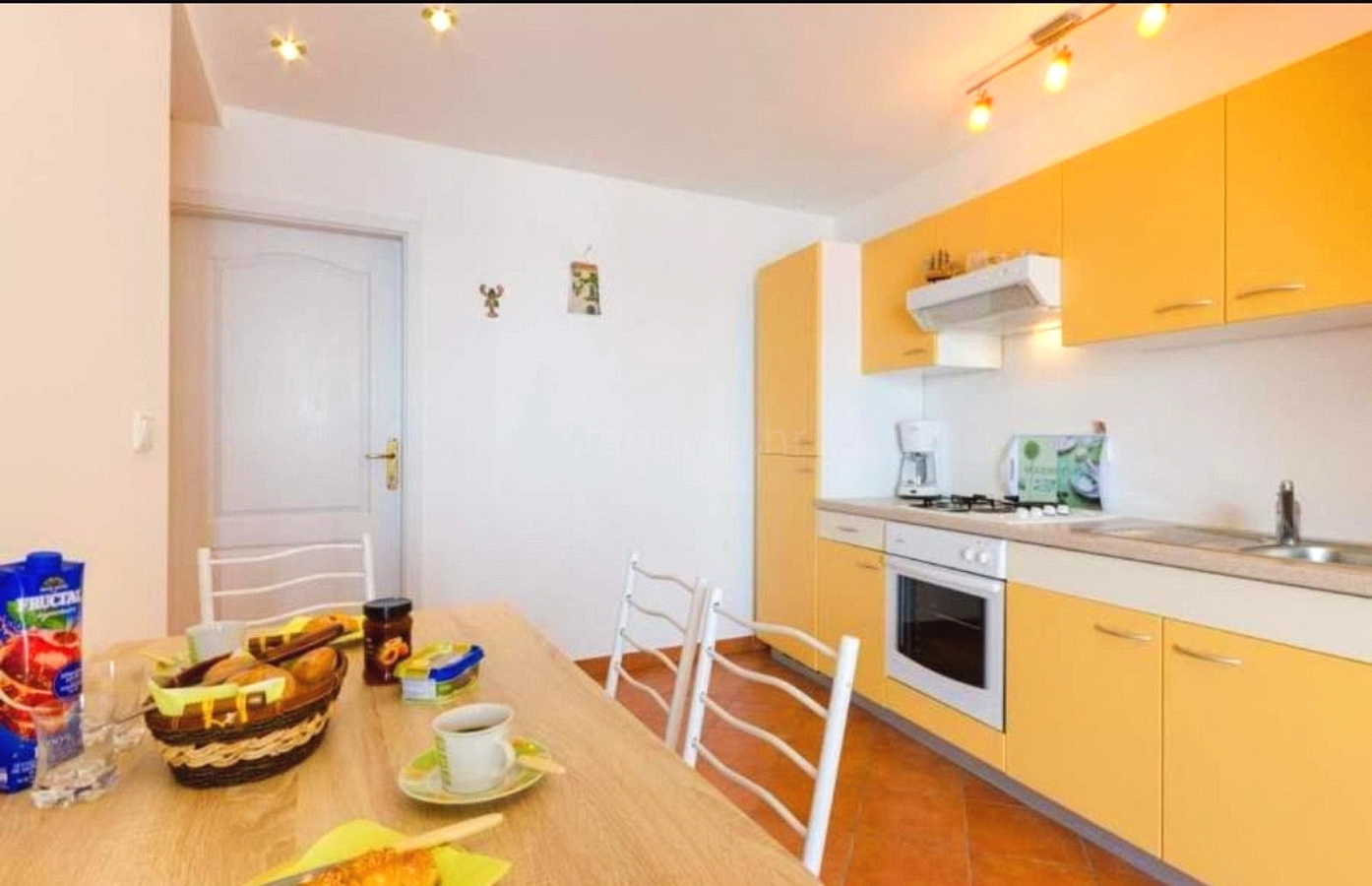 2 bedroom apartment in Crikvenica, Croatia – 103658