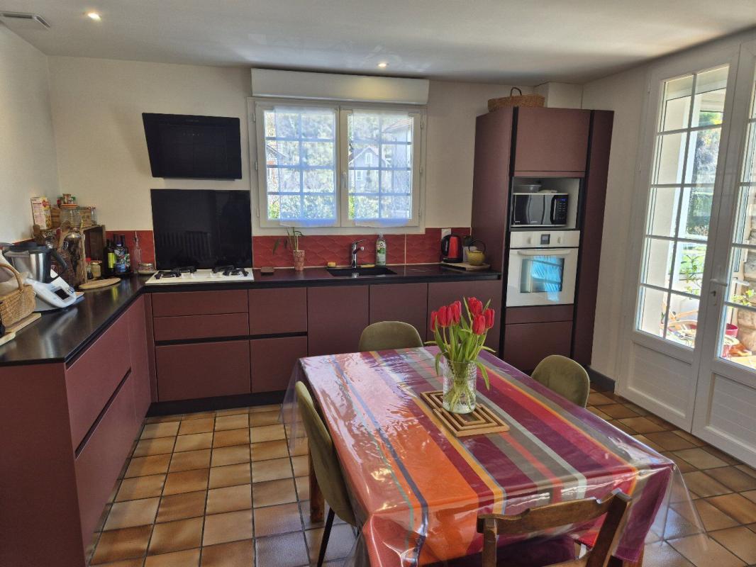 5 bedroom maison in Foix, Ariège, France