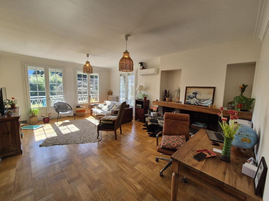 5 bedroom maison in Foix, Ariège, France
