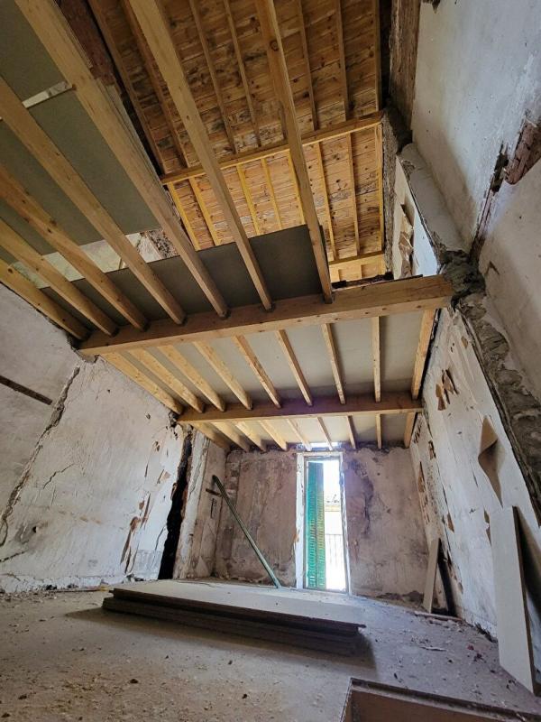 maison a renover in Foix, Ariège, France