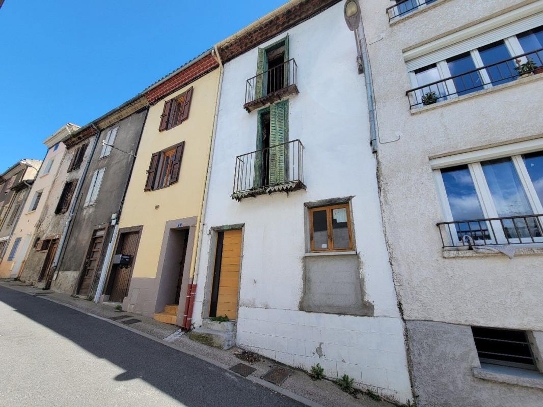 maison a renover in Foix, Ariège, France