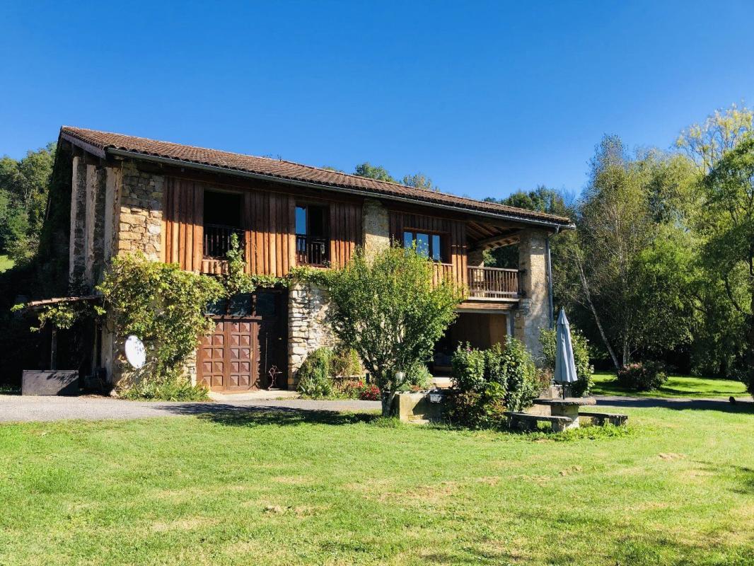 2 bedroom corps de ferme in La Bastide De Serou, Ariège, France
