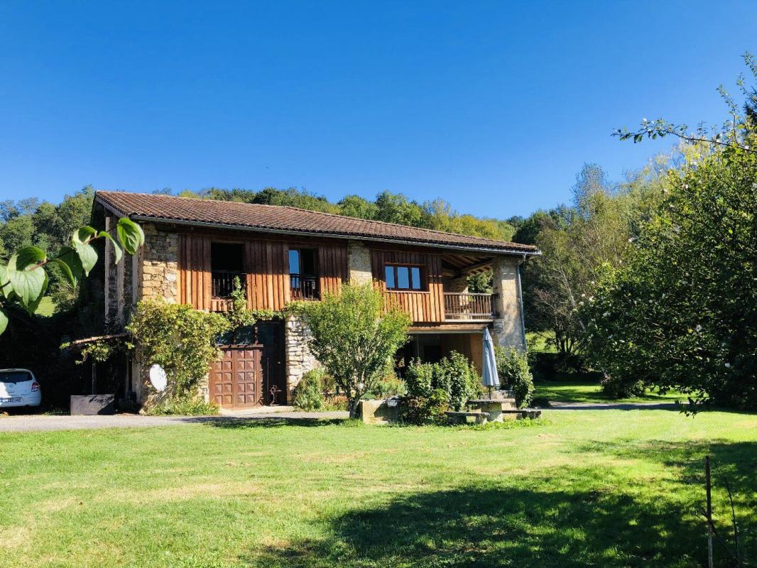2 bedroom corps de ferme in La Bastide De Serou, Ariège, France