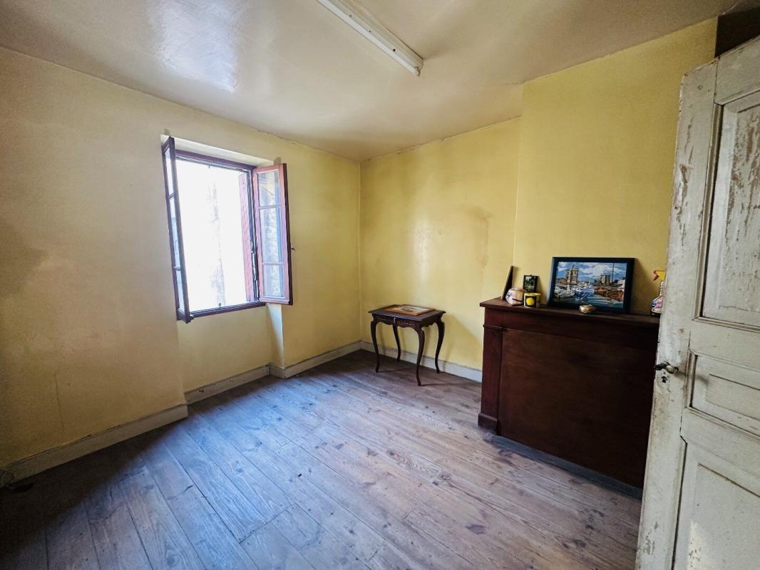 2 bedroom maison in Lacourt, Ariège, France