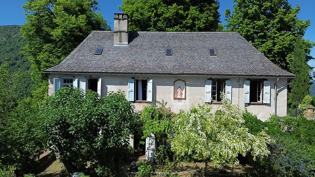 4 bedroom maison de village in Alos, Ariège, France