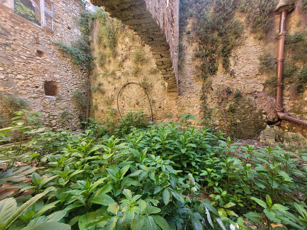 House in Alignan Du Vent, Herault, France – a99000e