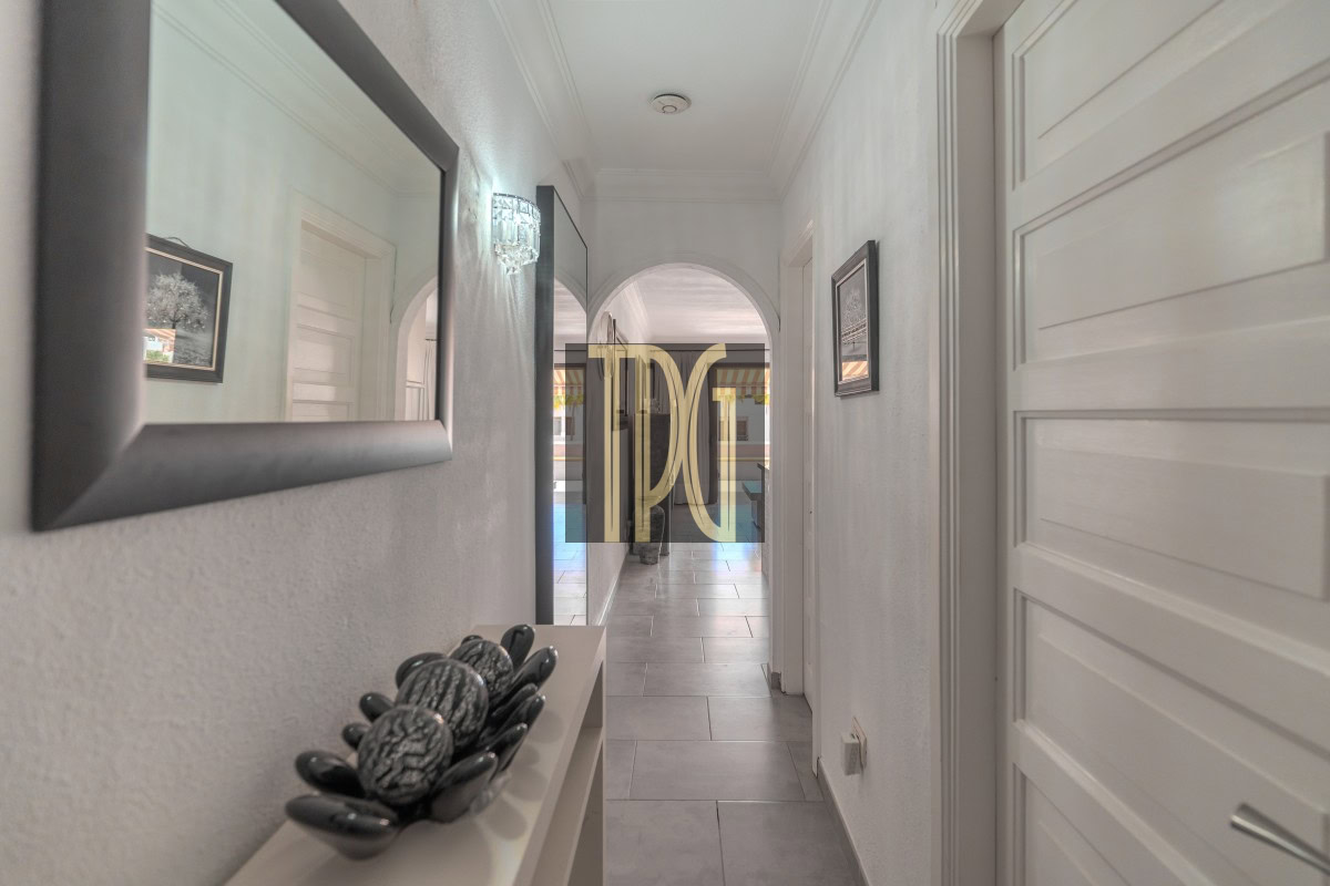 1 Bedroom Apartment for Sale in Victoria Court 1, Los Cristianos – OPS1930R
