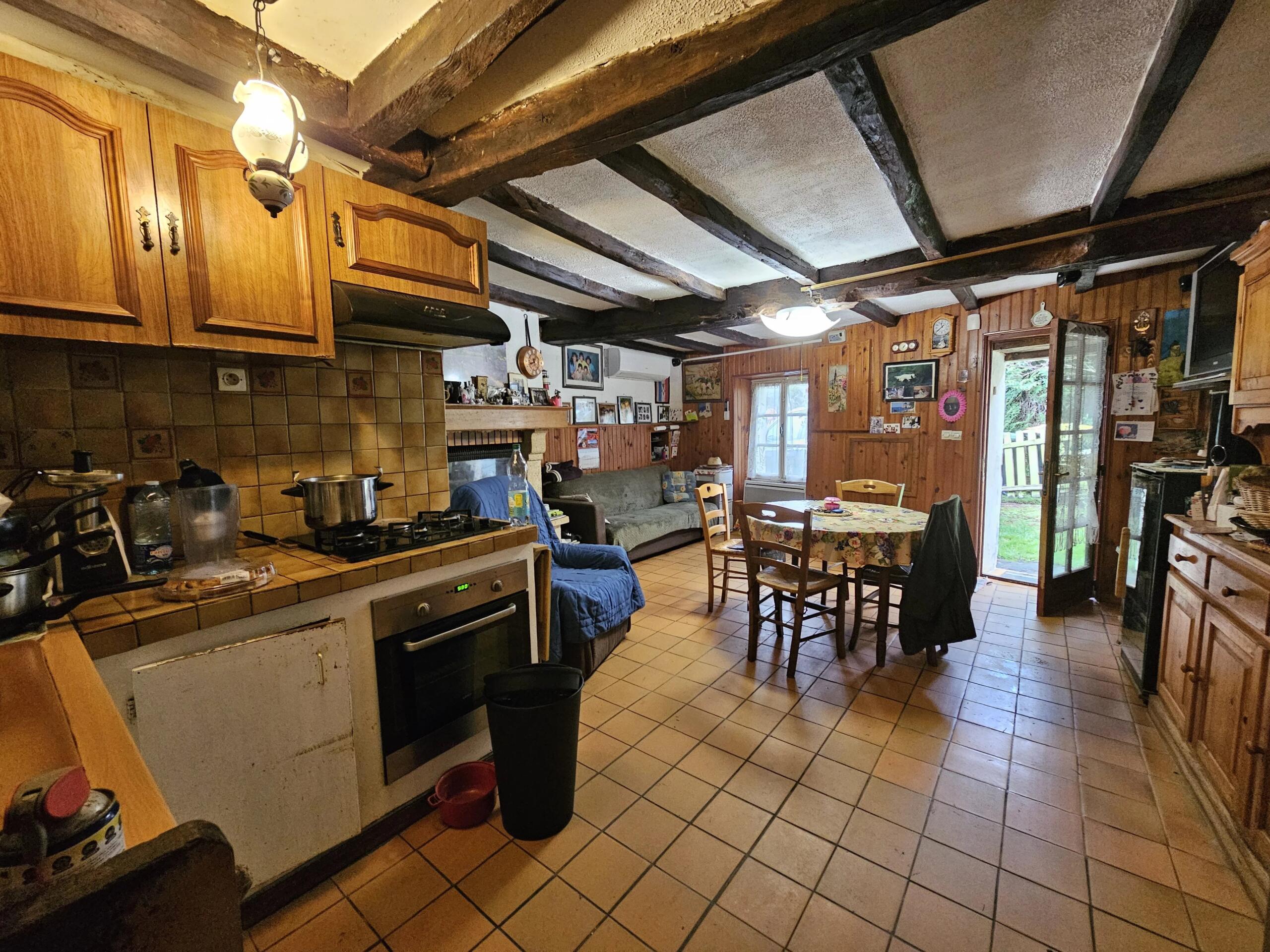 Cottage with Barn and Excellent Potential in Peaceful Hamlet, Poitou-Charentes – France – BVI84539
