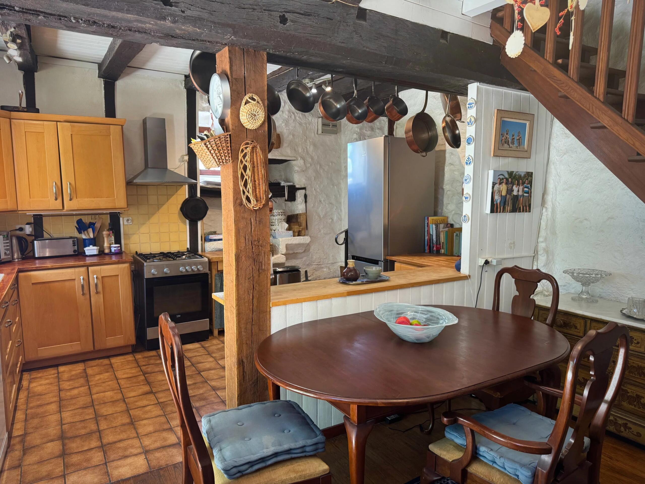 Village charm with countryside views, Aquitaine – France – BVI84125