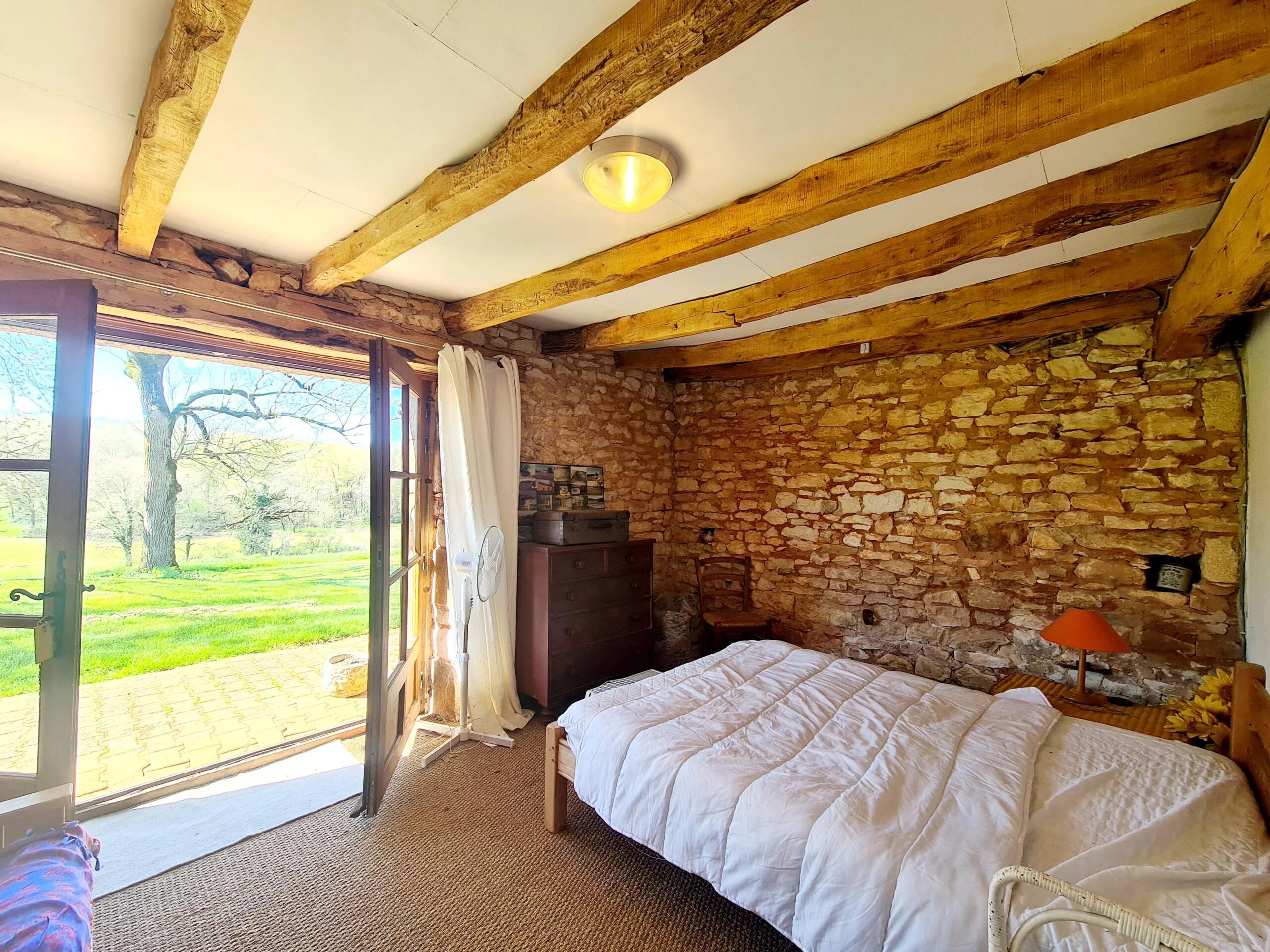 Charming stone property with guest house, pool, and 12 hectares of land in Dégagnac (Lot), Midi-Pyrénées – France – BVI78477