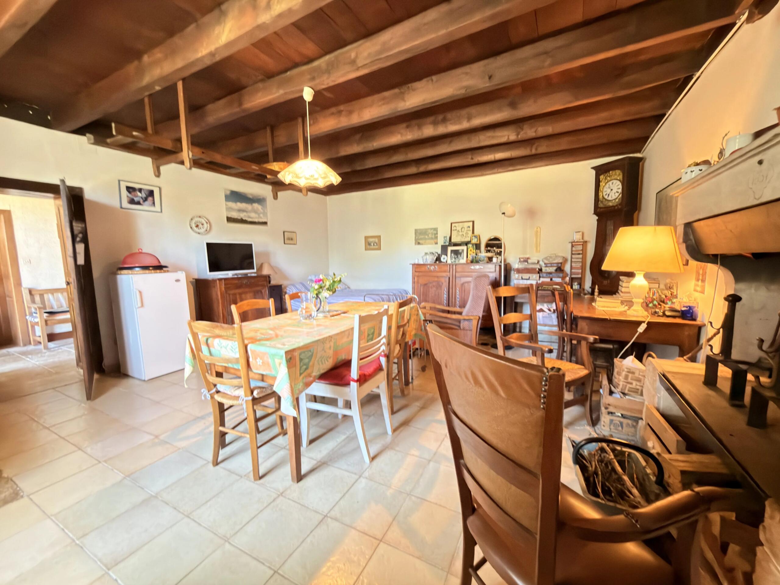 Charming Character Property with Barn and Beautiful Garden – Close to Nanteuil-en-Vallée, Poitou-Charentes – France – BVI85872