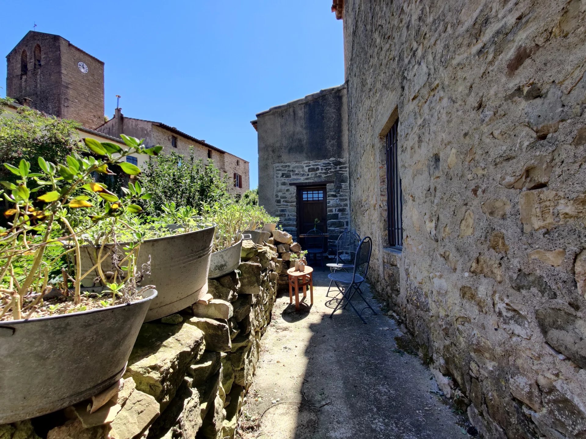 Substantial historic property seeks visionary new owner!, Languedoc-Roussillon – France – BVI82559